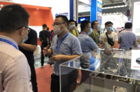 金頓激光攜新品參展第二十二屆中國(guó)光博會(huì)